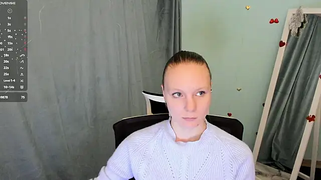 Kassandra XX online show from October 2025 01:44:02 PM