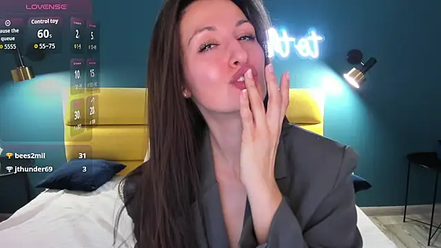 Joan Nelson online show from March 2026 01:31:02 AM