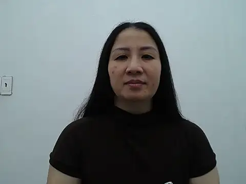  Lady- online show from December 2025 11:47:01 AM