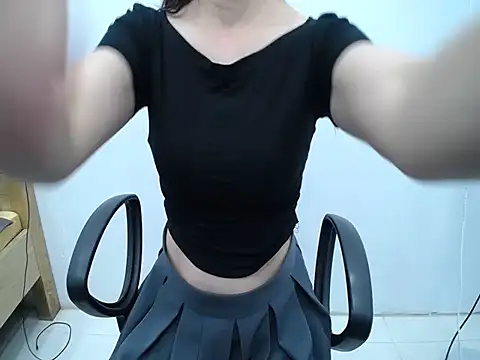 Snapshot of _Lady- chatting on May 2026 08:18:02 PM Lady- online show from May 2026 08:18:02 PM