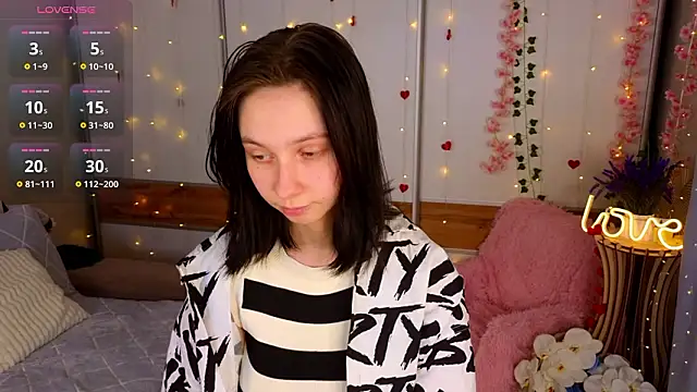 SuzanneHowse online show from March 2026 04:46:01 PM