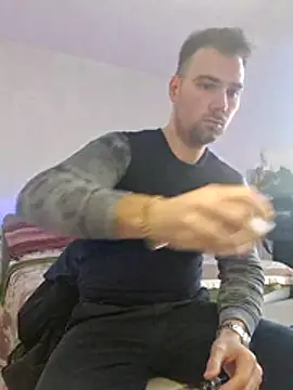 mrlyuis online show from January 2026 11:37:02 AM