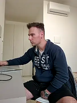 mrlyuis online show from April 2026 09:16:02 AM