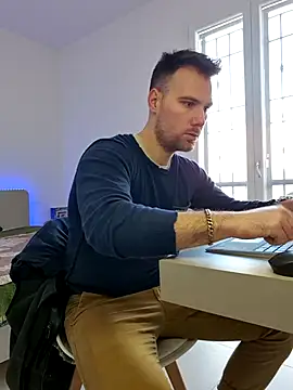 mrlyuis online show from January 2026 11:49:01 AM