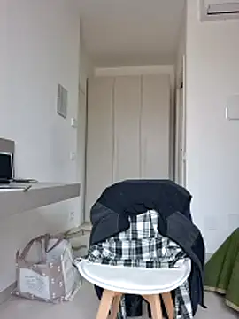 mrlyuis online show from March 2026 11:57:01 AM