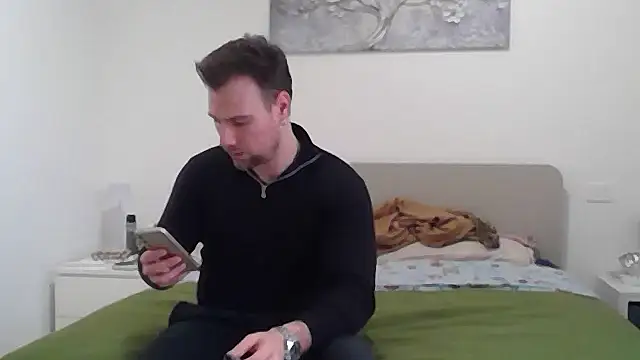 mrlyuis online show from February 2026 03:32:01 PM