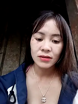 Snapshot of TinTim02 chatting on November 2025 10:25:02 AM TinTim02 online show from November 2025 10:25:02 AM