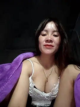 TinTim02 online show from April 2026 10:05:02 PM