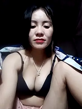 Snapshot of TinTim02 chatting on November 2025 06:34:01 PM TinTim02 online show from November 2025 06:34:01 PM