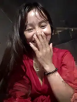 TinTim02 online show from April 2026 10:33:02 AM