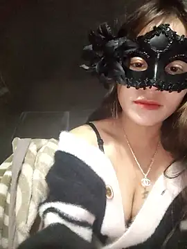 TinTim02 online show from January 2026 07:28:02 PM