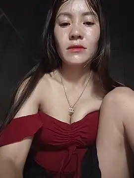 TinTim02 online show from May 2026 09:59:02 PM
