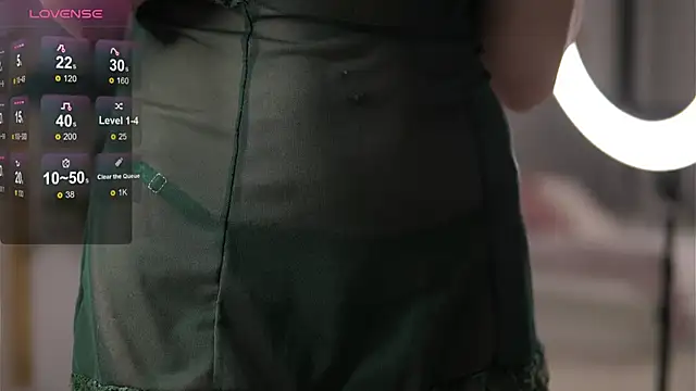 RebeccaRese online show from March 2026 09:02:02 AM