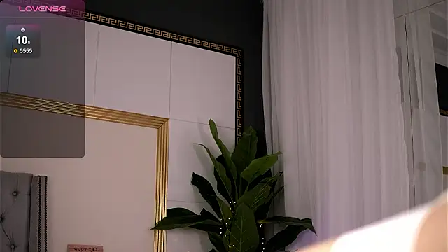 RebeccaRese online show from March 2026 09:24:02 AM