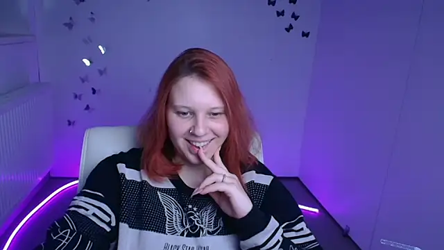 ScarletVixen  online show from September 2025 06:37:01 PM