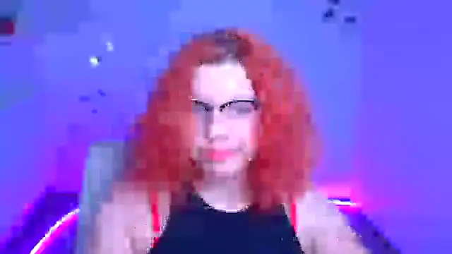 ScarletVixen  online show from September 2025 05:30:01 PM
