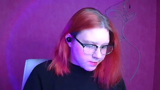 ScarletVixen  online show from October 2025 08:42:01 PM