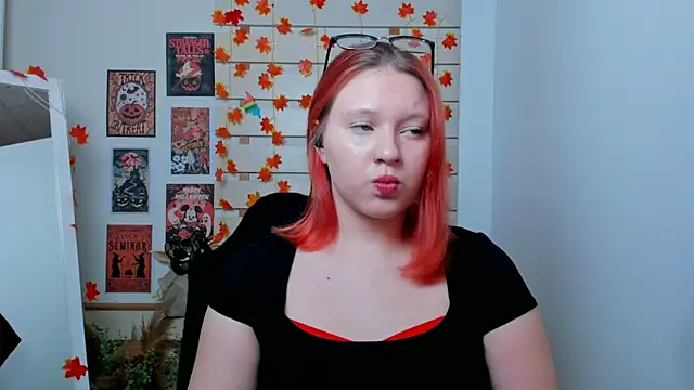ScarletVixen  online show from October 2025 06:32:02 PM