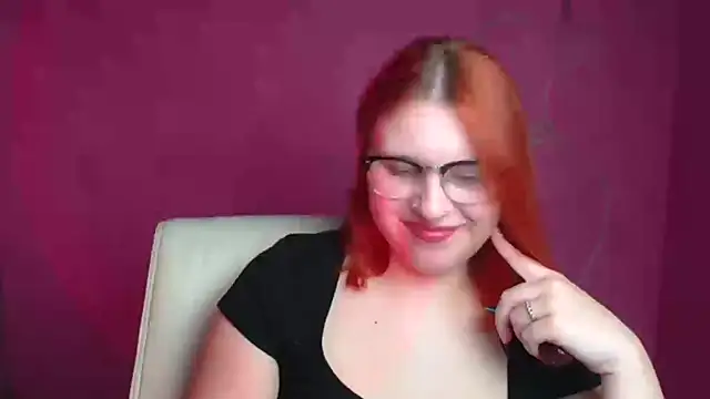 ScarletVixen  online show from September 2025 11:41:02 PM