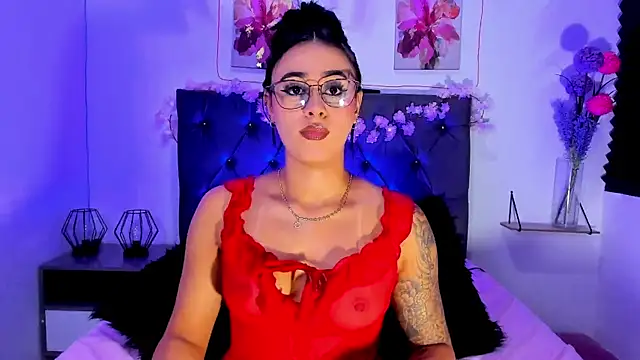 SagiraBelle online show from April 2026 05:39:01 PM