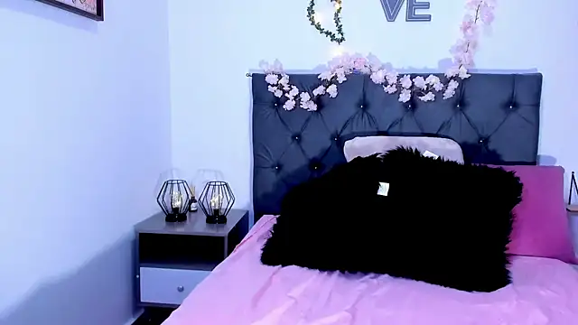 SagiraBelle online show from January 2026 04:58:01 PM