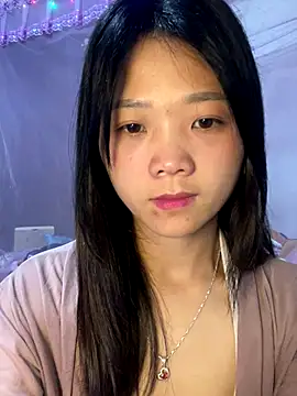 Snapshot of thaoyeuuu chatting on September 2025 02:43:02 PM thaoyeuuu online show from September 2025 02:43:02 PM