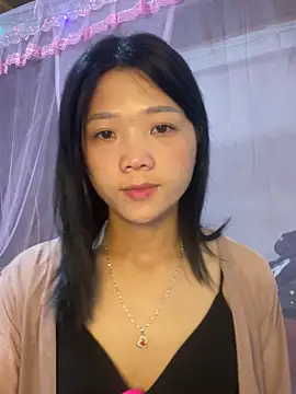 Snapshot of thaoyeuuu chatting on September 2025 04:18:01 AM thaoyeuuu online show from September 2025 04:18:01 AM
