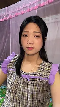 Snapshot of thaoyeuuu chatting on October 2025 08:27:02 AM thaoyeuuu online show from October 2025 08:27:02 AM