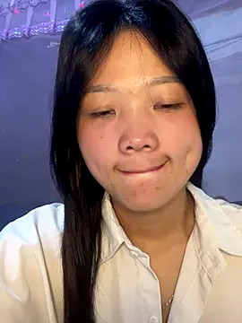 Snapshot of thaoyeuuu chatting on September 2025 08:15:01 AM thaoyeuuu online show from September 2025 08:15:01 AM
