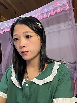 thaoyeuuu online show from October 2025 10:13:01 AM