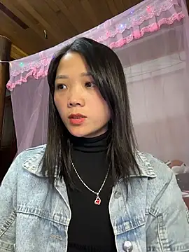 thaoyeuuu online show from November 2025 10:05:02 AM