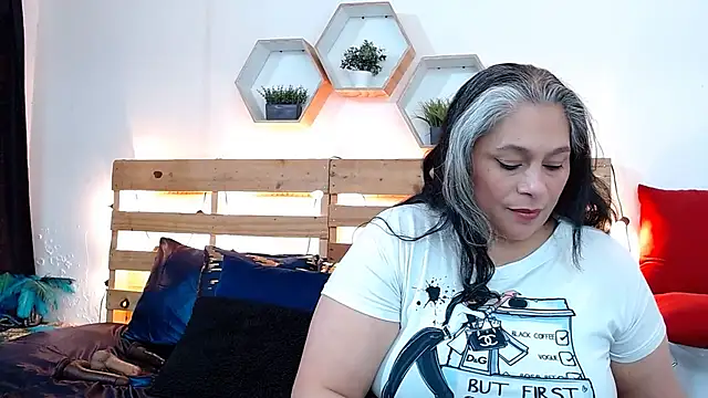 Snapshot of sheila_reeves2772 chatting on October 2025 05:49:01 PM sheila reeves2772 online show from October 2025 05:49:01 PM