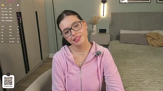 Snapshot of LubaStadt chatting on November 2025 07:14:01 PM LubaStadt online show from November 2025 07:14:01 PM