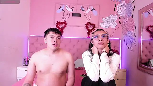 Ethan N Abby online show from October 2025 07:28:01 PM