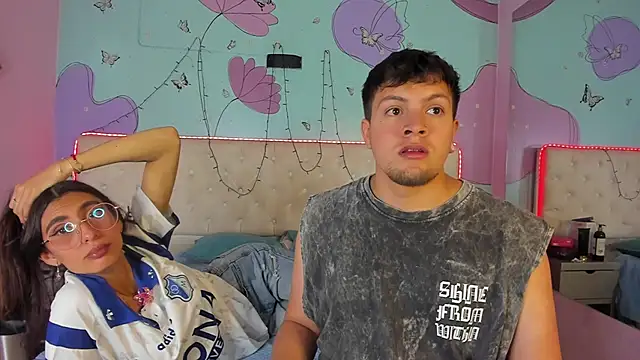 Ethan N Abby online show from January 2026 08:04:01 PM