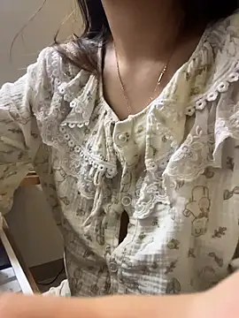 Snapshot of bunny_b4nny chatting on November 2025 04:22:02 PM bunny b4nny online show from November 2025 04:22:02 PM