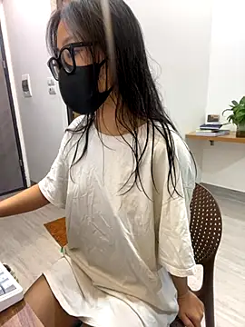 Snapshot of bunny_b4nny chatting on October 2025 03:22:01 PM bunny b4nny online show from October 2025 03:22:01 PM