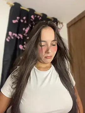Scarlett05 online show from June 2026 02:20:02 AM