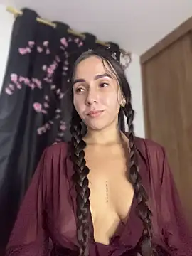 Scarlett05 online show from July 2026 01:32:02 AM