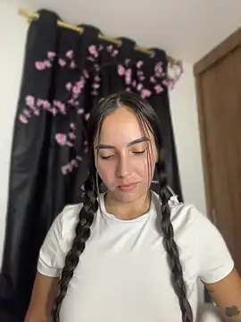 Scarlett05 online show from July 2026 01:27:02 AM