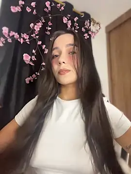 Scarlett05 online show from May 2026 01:56:01 AM