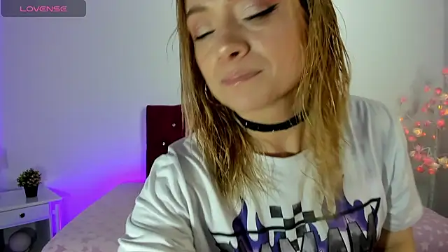 Snapshot of scarlett_blake11 chatting on October 2025 04:24:02 AM scarlett blake11 online show from October 2025 04:24:02 AM