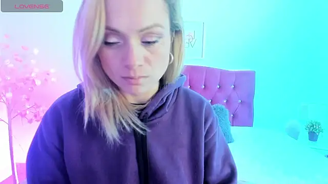 Snapshot of scarlett_blake11 chatting on October 2025 04:36:02 AM scarlett blake11 online show from October 2025 04:36:02 AM