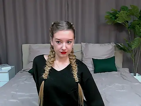 DarcyWilsy online show from November 2025 06:19:02 PM