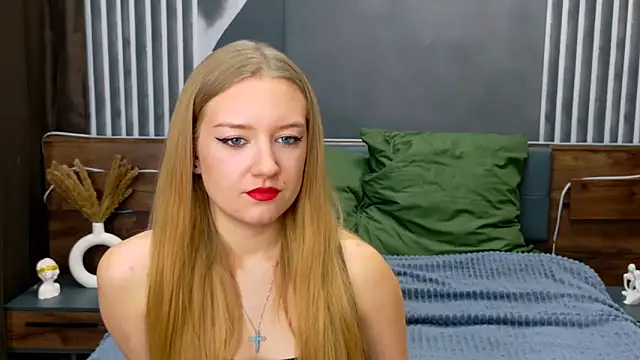 DarcyWilsy online show from November 2025 04:35:02 PM