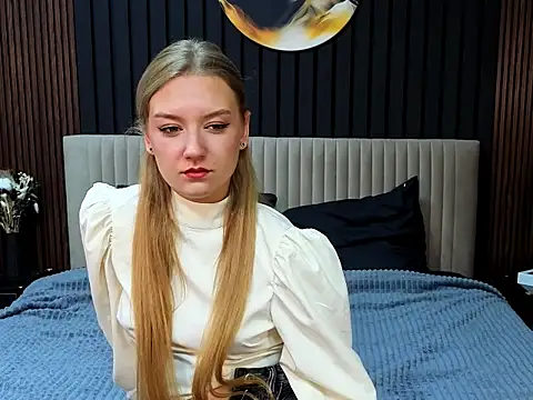 DarcyWilsy online show from November 2025 08:56:01 PM