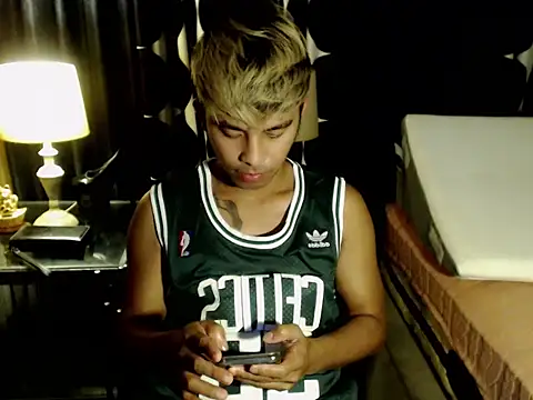 Snapshot of AsianHorseCockOwen chatting on January 2026 08:40:02 AM AsianHorseCockOwen online show from January 2026 08:40:02 AM