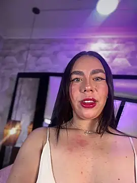 TessaCooper1 online show from May 2026 08:12:02 PM