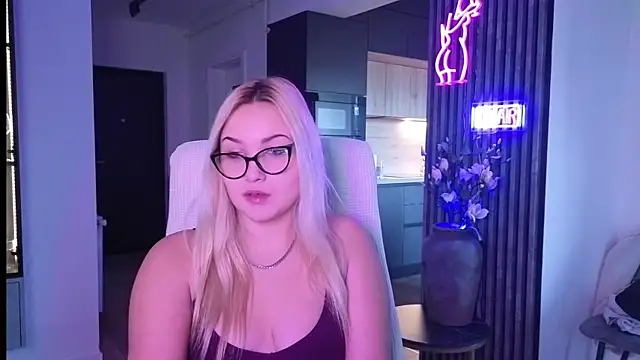 adrelaxina online show from November 2025 02:10:01 PM