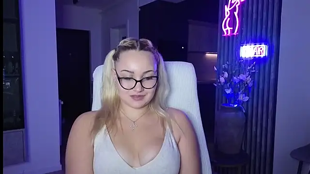 adrelaxina online show from October 2025 07:35:01 PM